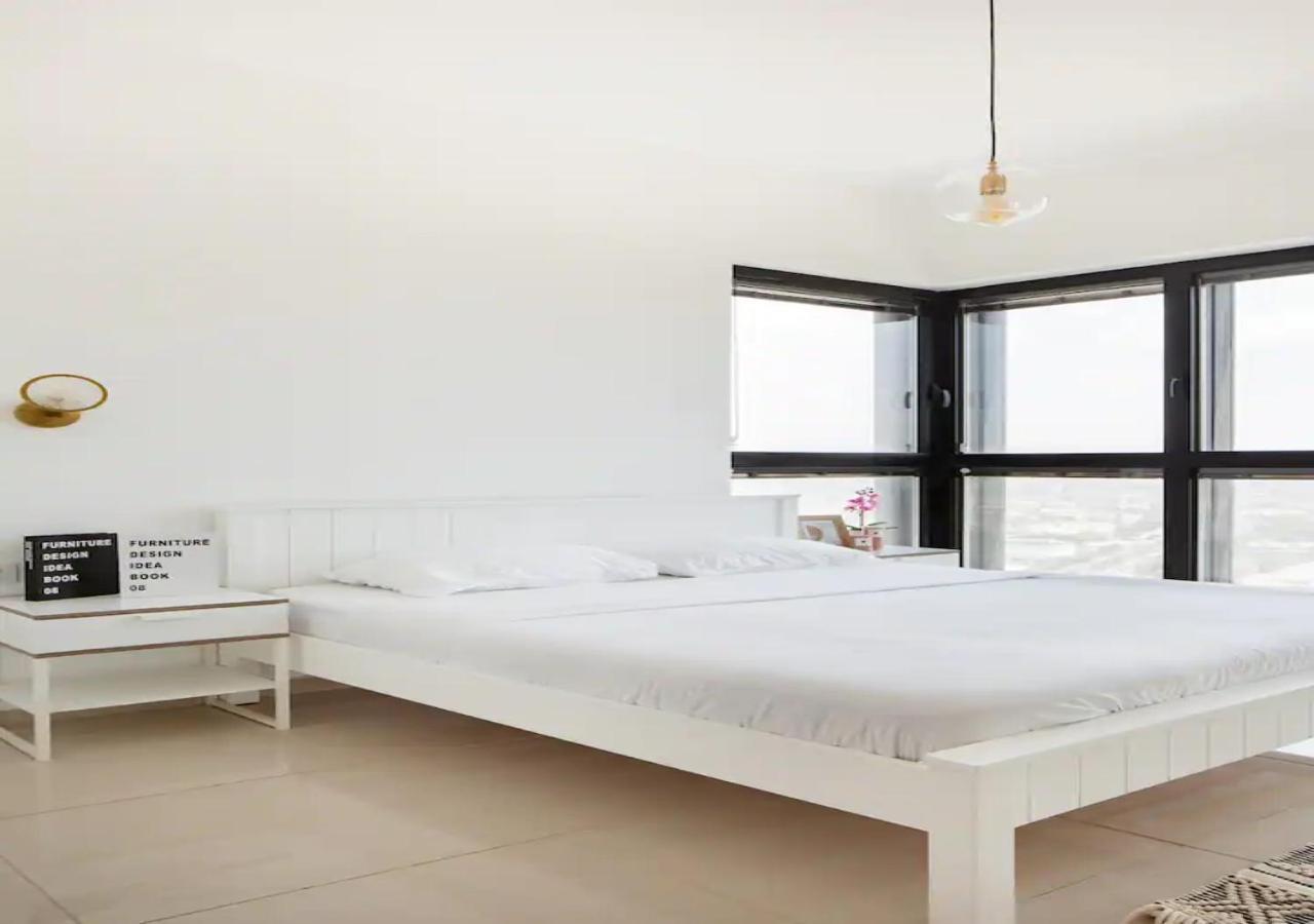 O&O Group- Special Apartment Sea View Luxury Tower Bat Yam Eksteriør bilde