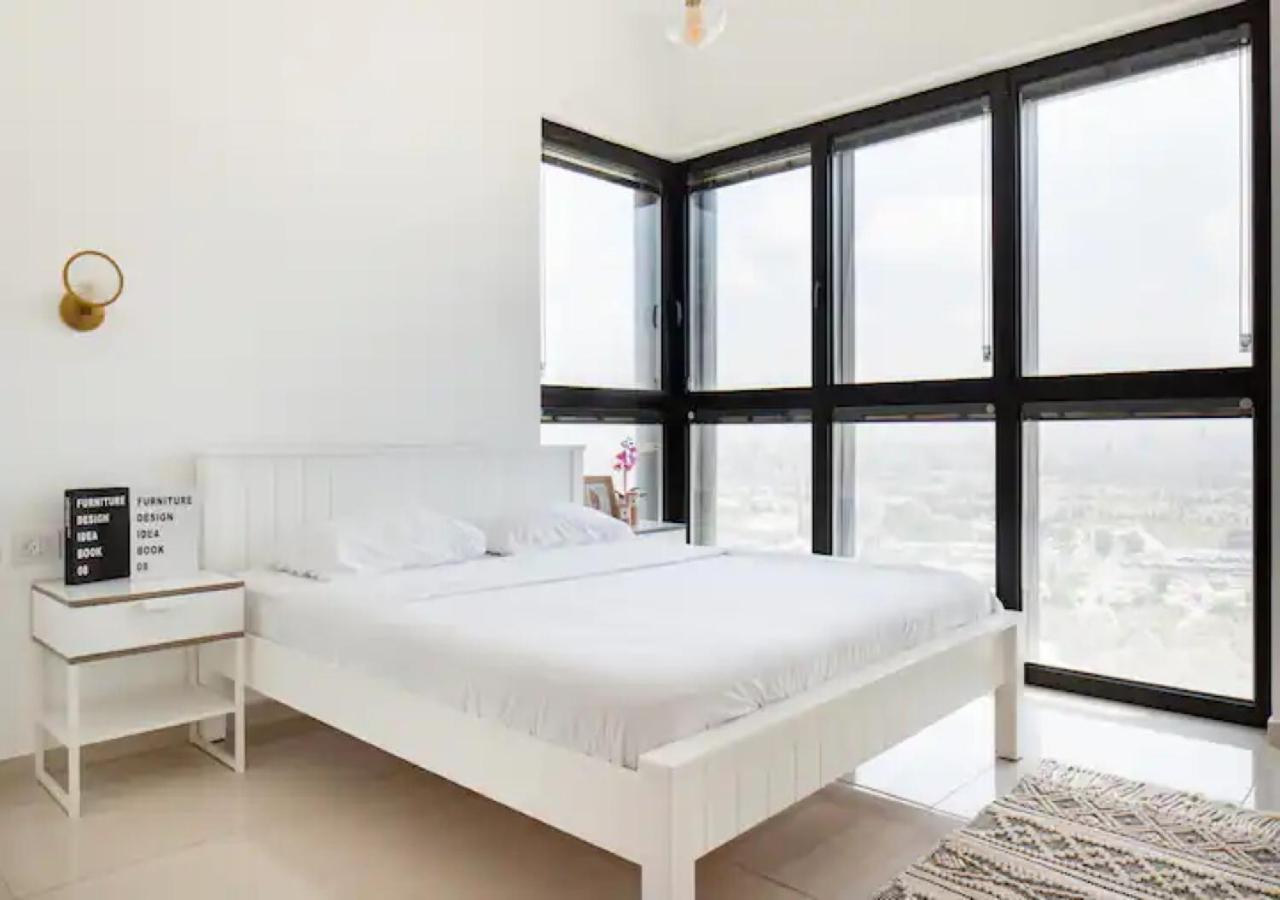 O&O Group- Special Apartment Sea View Luxury Tower Bat Yam Eksteriør bilde