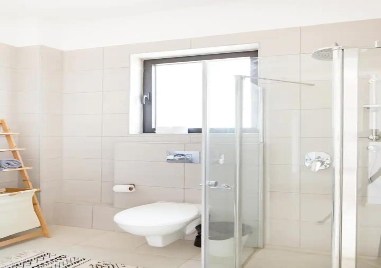 O&O Group- Special Apartment Sea View Luxury Tower Bat Yam Eksteriør bilde