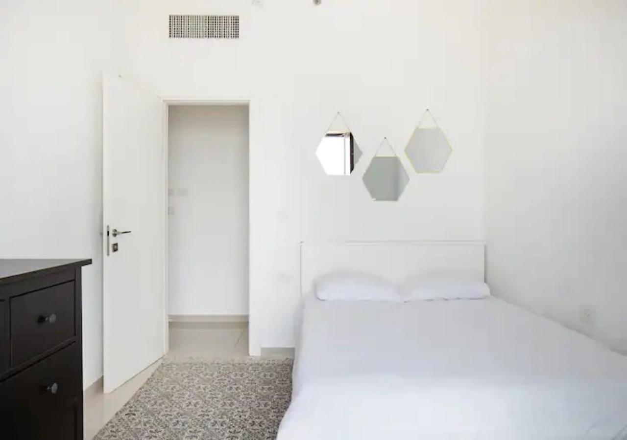 O&O Group- Special Apartment Sea View Luxury Tower Bat Yam Eksteriør bilde