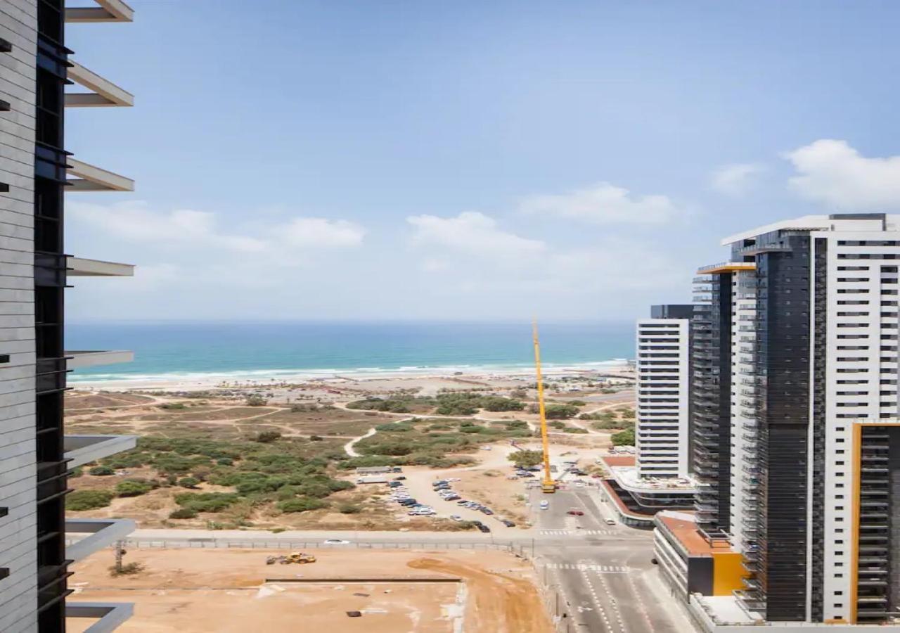 O&O Group- Special Apartment Sea View Luxury Tower Bat Yam Eksteriør bilde